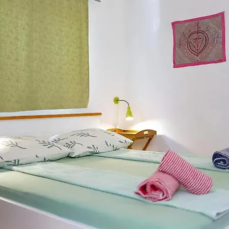 Olive-sunset Haven In Apartment Žuljana